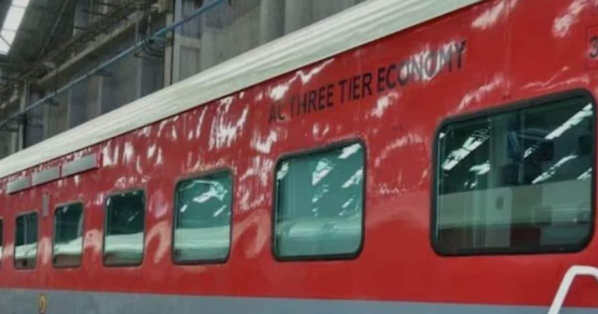 Indian Railway: Special coaches fitted in express train, information will be available as soon as fire breaks out, miscreants’ actions will be captured in CCTV