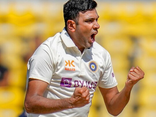 आर अश्विन ने ऑस्ट्रेलिया के खिलाफ नागपुर टेस्ट में 8 विकेट हासिल किए थे . (AP)