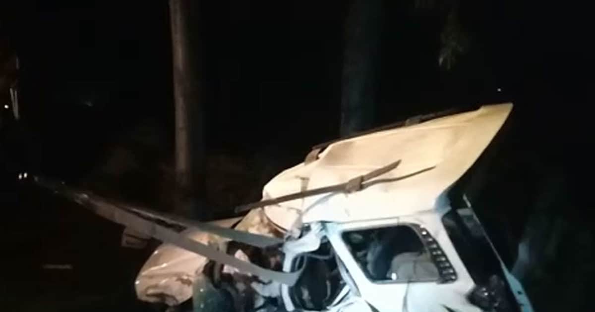 Five members of a marriage party killed in banda road accident - बांदा में  भीषण सड़क हादसा, शादी समारोह से लौट रही तेज रफ्तार बोलेरो और स्कॉर्पियो में  हुई टक्कर, 5 की मौत – News18 हिंदी