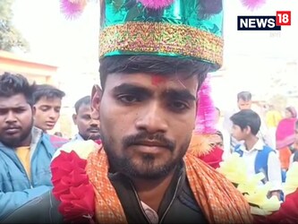  बताया जाता है कि नोखा के कदवा गांव के रहने वाला राम इकबाल को करगहर के कुबेर टोला के रहने वाली अपनी स्वजातीय मधु कुमारी से पिछले दो सालों से प्रेम प्रसंग चल रहा था. आए दिन दोनों की मुलाकात होती थी, लेकिन बीते रात प्रेमिका मधु ने अपने प्रेमी राम इकबाल को मिलने के लिए अपने घर बुला लिया.