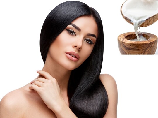 हेयर फॉल से छुटकारा पाने के लिए कोकोनट मिल्क शैंपू का इस्तेमाल बेस्ट होता है. (Image-Canva)