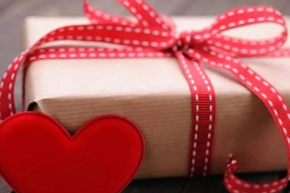 Personalized Special Surprise Gift Box for Valentines Day | Unique Val –  BBD GIFTS