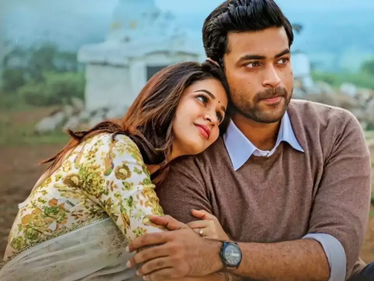 फैंस कियारा-सिद्धार्थ से पहले इन जोड़ियों की शादी देखना चाहते थे, खूब सुपरहिट हुए ये शानदार कपल्स, अफेयर के भी रहे जमकर चर्चे, दूसरे नंबर वाले की पूरी दुनिया दीवानी 4 वरुण तेज - लावण्या त्रिपाठी (varun tej lavanya tripathi): वरुण तेज कोनिडेला और लावण्या त्रिपाठी की जोड़ी पर्दे पर तो पसंद की ही जाती है और अब बताया जा रहा है कि ये कपल जल्द ही शादी करने जा रहा है. मालूम हो कि हम दो साल से दोनों के डेटिंग की अफवाहें सुन रहे हैं. हालांकि, दोनों में से किसी ने अब तक शादी की पुष्टी नहीं की लेकिन फैंस इस जोड़ी को शादी के बंधन में बंधने का बेसब्री से इंतजार कर रहे हैं.