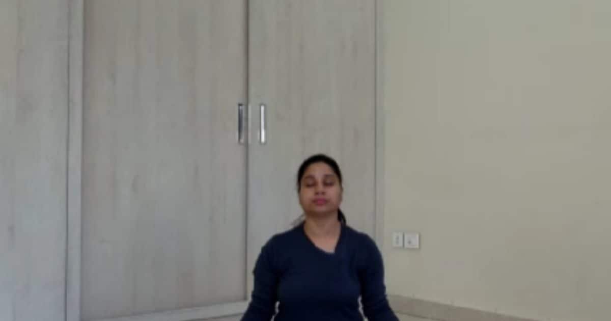 Yoga Session: To remove the problem of blocked air in the body, do Pawanmuktasana, flexibility will also come in the muscles