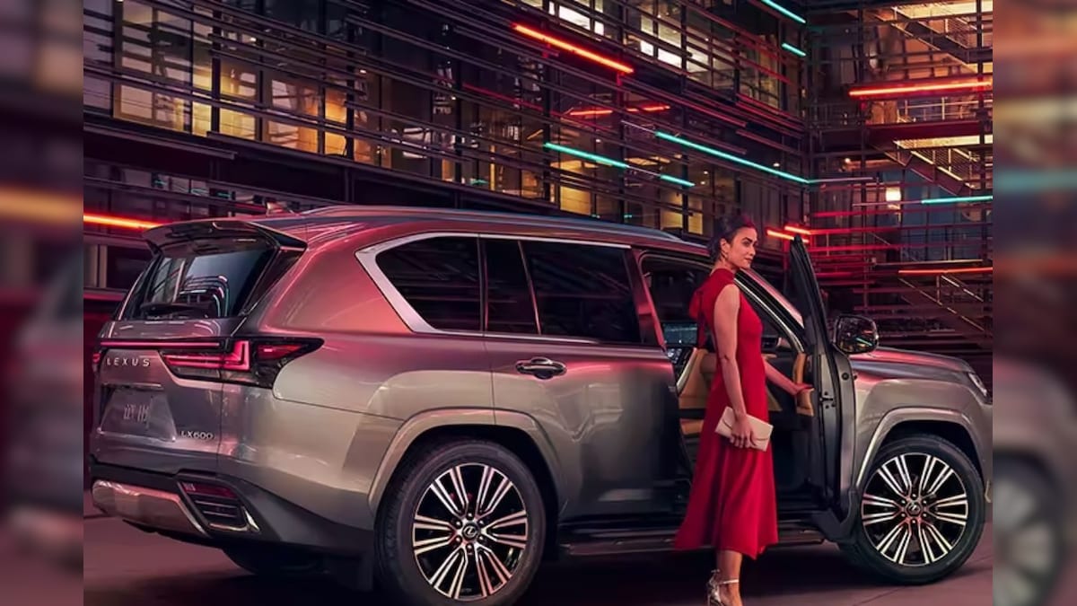 सिर्फ 7 सेकेंड में 100 की रफ्तार, सबसे धांसू 8 सीटर SUV, कितनी है कीमत ?