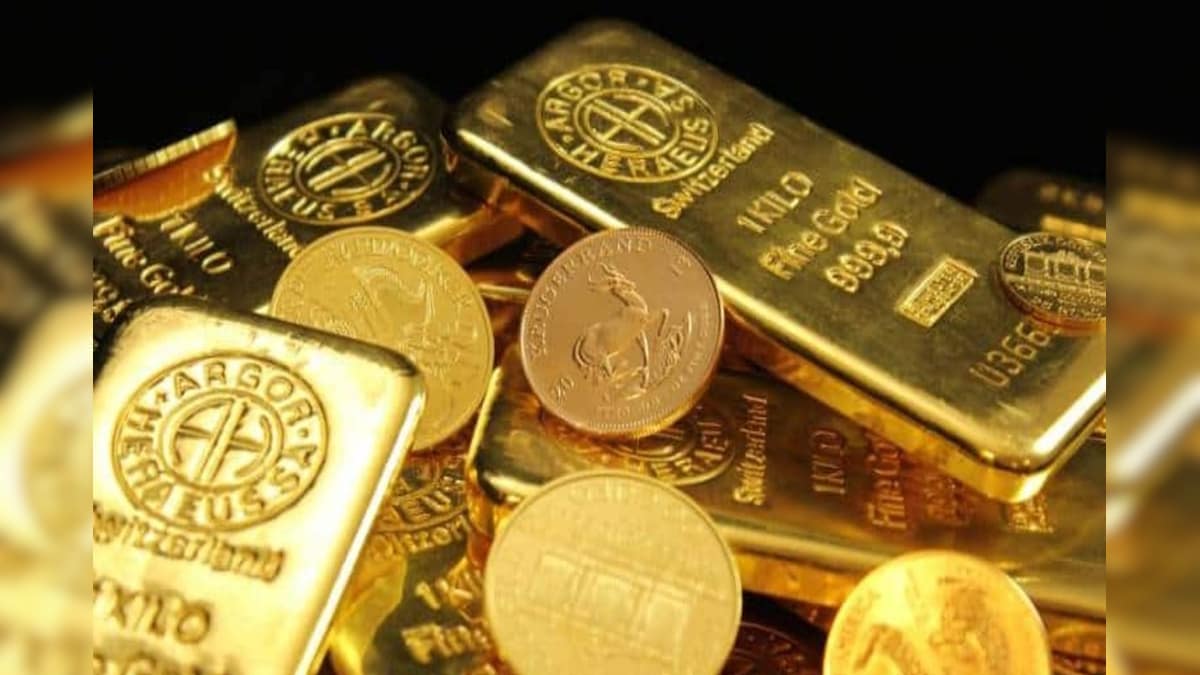 Gold Price Today: सोना हुआ महंगा, चांदी सस्ती, जानें 10 ग्राम गोल्ड के रेट में कितना आया बदलाव