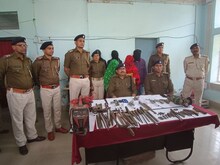 मिनी गन फैक्ट्री में बन रहे थे एक से एक हथियार,रेड में हुए चौंकाने वाले खुलासे