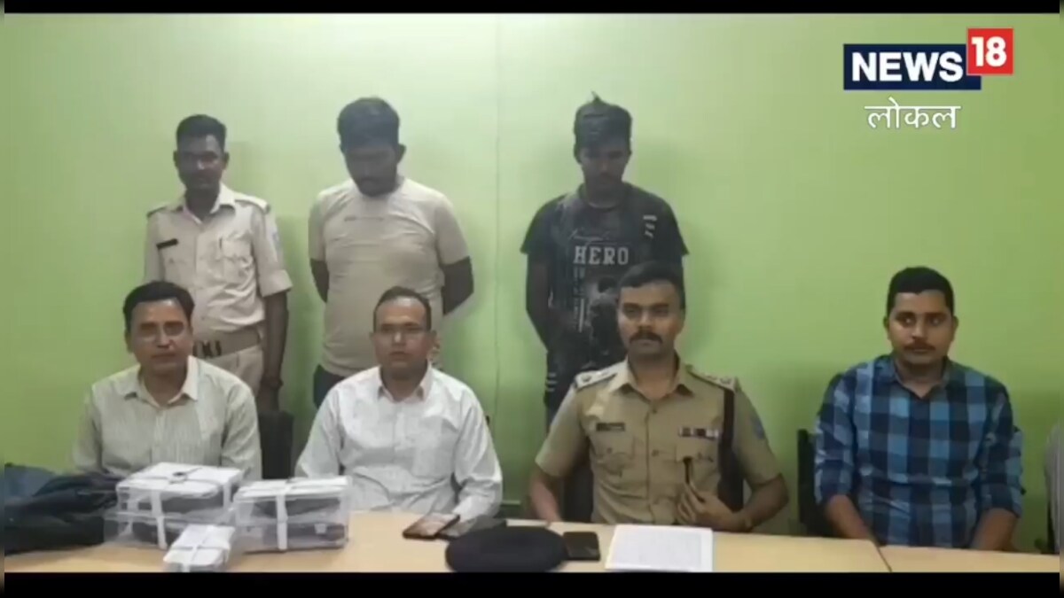 Jamshedpur: गैंगस्टर कन्हैया सिंह के लिए दो सगे भाई मांग रहे थे रंगदारी, हथियार समेत गिरफ्तार