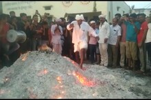 Dungarpur : इस गांव में होली पर जलते अंगारों पर चलते हैं लोग, जानिए इस परंपरा का कारण