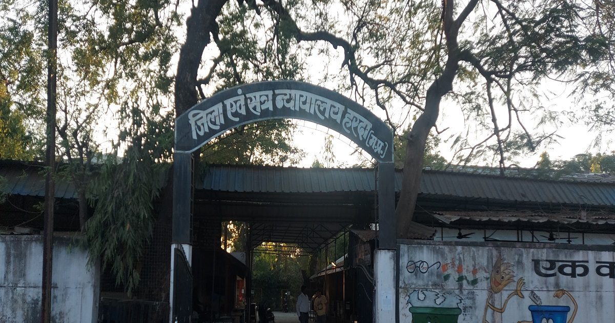 9 साल के बेटे ने दिलाई कातिल मां और प्रेमी को उम्रकैद की सजा, गुगल पर सर्च किया था-लाश ठिकाने कैसे लगाएं
