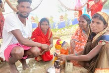 मोम का गुड्डा और गुड़िया की अनोखी शादी, डीजे की धुन पर थिरका पूरा गांव; देखें Video