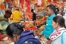 Chaitra Navratra 2023: चैत्र नवरात्र पर गाज़ियाबाद में दिल्ली से बरसेगी माता की कृपा, बाजारों में रौनक