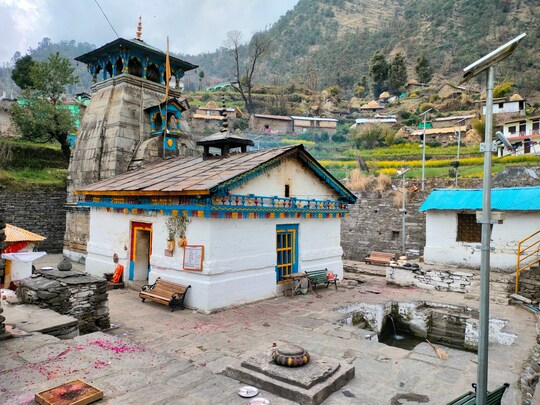 त्रियुगीनारायण