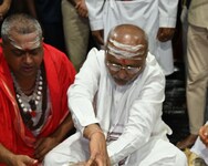 Deoghar News: राज्यपाल सीपी राधाकृष्णन ने बैद्यनाथ मंदिर में की पूजा-अर्चना