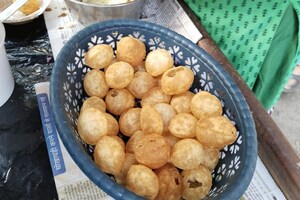 ग्वालियर: आंटी पानीपुरी के गोलगप्पे का स्वाद है निराला, जानिए एक दिन की सेल