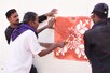 कैंसर को हराकर जीती जिंदगी की जंग, अब शहर को रंगीन कर रहे डूंगरपुर के महमूद