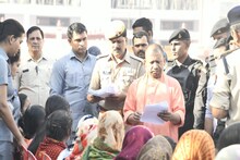 Gorakhpur News: CM योगी ने सुनी जनता की फरियाद, कहा-किसी भी दशा में कोई भी गरीब बेघर नहीं होना चाहिए