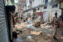 रामनवमी जुलूस के बाद दंगों की आग में झुलसा सासाराम, बम फेंके घर जलाये, इंटरनेट बंद