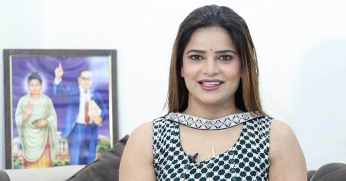Bigg Boss fame Archana Gautam used to live in mumbai chawl spent many days eating vada pav and dabeli struggle story