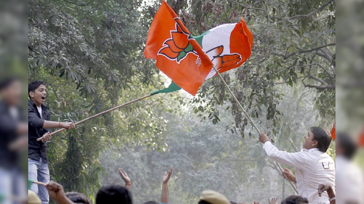 Analysis : कर्नाटक चुनावों में पालाबदल के बीच बीजेपी-कांग्रेस में ही सीधी टक्कर