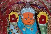 Navratri 2023: दिन में तीन रूप बदलती हैं महिषासुर मर्दिनी! जानें 400 साल पुराने मंदिर का रहस्य