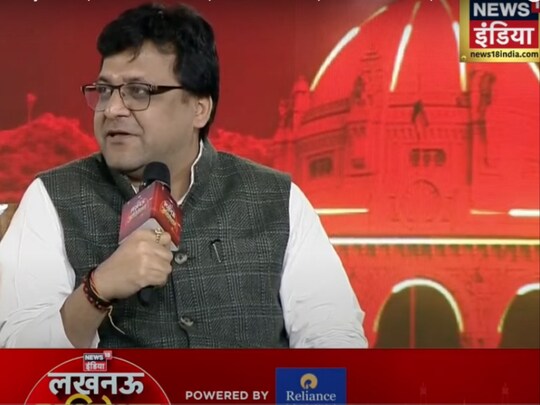 उत्तर प्रदेश सरकार के मंत्री नितिन अग्रवाल ने सपा सरकार में रही कानून व्यवस्था पर टिप्पणी की.