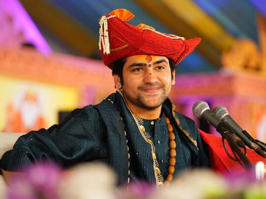 बागेश्वर धाम के बाबा धीरेंद्र शास्त्री फिर विवादों से घिरे, मुंबई सत्संग पर संकट के बादल, कांग्रेस के नाना पटोले ने खोला मोर्चा - Bageshwar dham ...