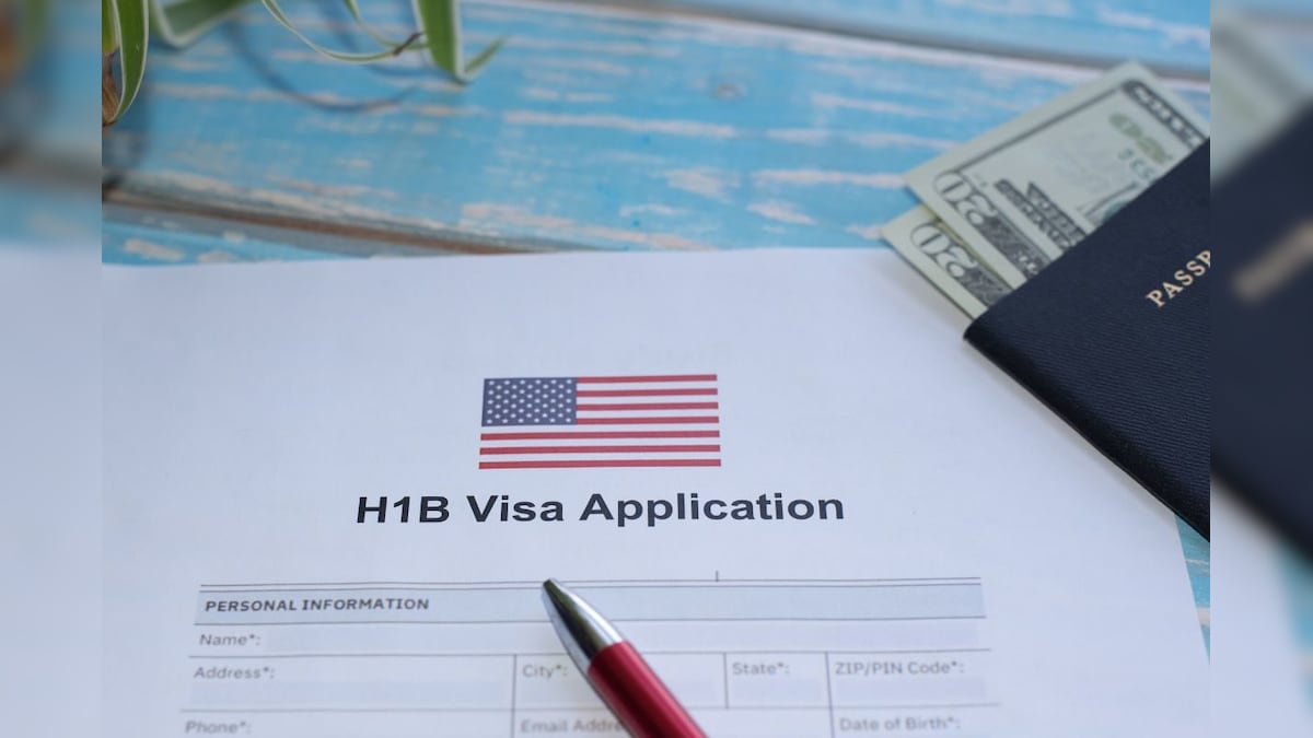 भारतीयों के लिए अच्छी खबर, H-1B वीजाधारकों के जीवनसाथी भी कर सकेंगे अमेरिका में नौकरी