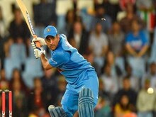 Dhoni के शॉट से खिलाड़ी की जान पर बन आई, टूट गई 2 उंगलियां, पंड्या की खैर नहीं!