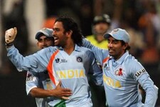 धोनी की तरह लगाता था ‘अनोखा शॉट’, अब कहां है माही का खास दोस्‍त?