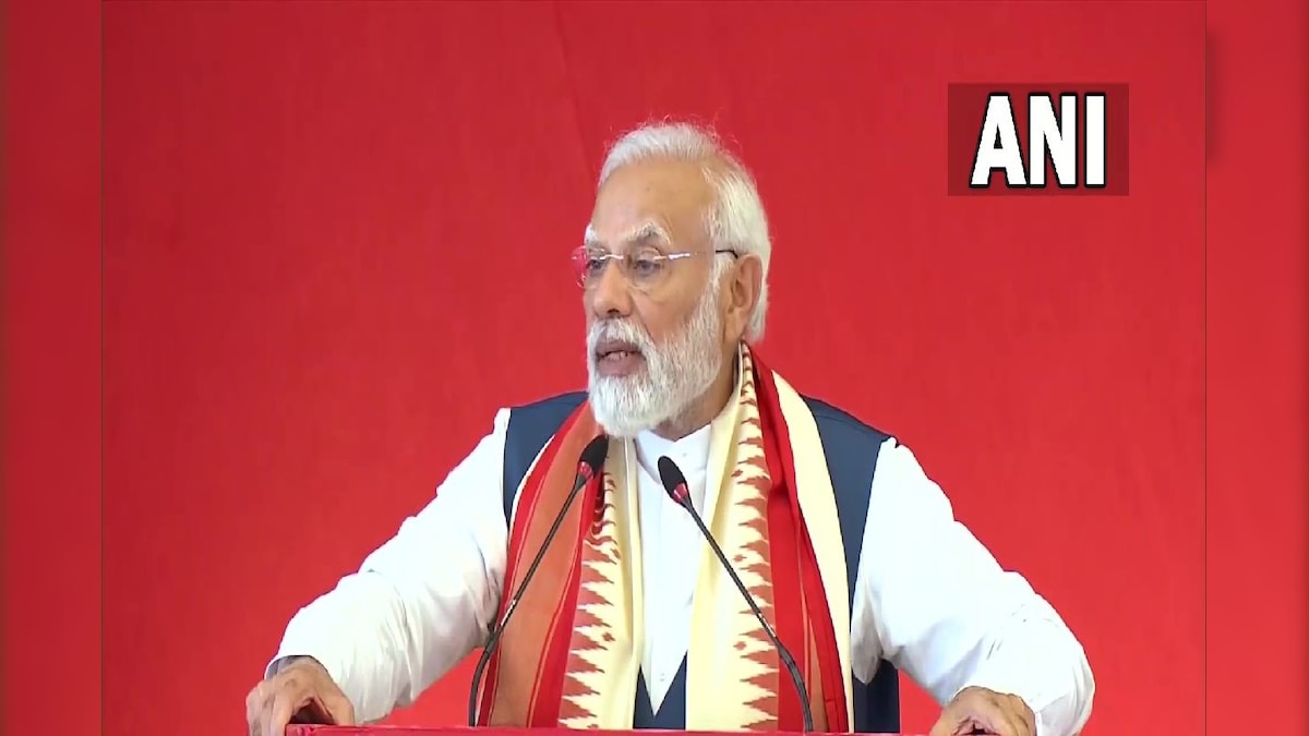 LIVE: लोग पूछते हैं, इतने कम समय में देश का विकास कैसे होगा, सबका प्रयास ही सवाल का जवाब है-पीएम मोदी