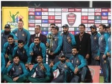 वर्ल्ड कप खेलने गया था पाकिस्तानी क्रिकेटर, बीबी को अलमारी में कर देता था बंद