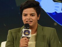 '9 साल में पिता ने कटवाए बाल, लड़कों संग प्रैक्टिस से निखरा खेल', बोलीं शेफाली