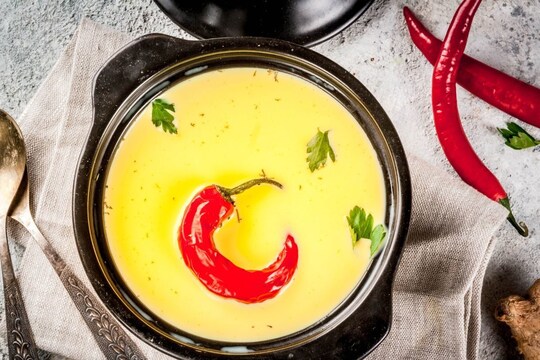 सिंघाड़ा कढ़ी रेसिपी (Singhara Kadhi Recipe). Image-canva