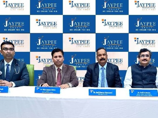 पांच साल की बच्ची की जेपी हॉस्पिटल के डॉक्टरों ने सफल किडनी ट्रांसप्लांट किया (news18 Hindi)