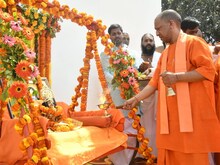 धर्म को मात्र उपासना विधि न मानें, रामराज्य की परिकल्पना हो रही साकार- योगी