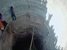 मौत को मात! कार सहित कुएं में गिरे 4 युवक, फिर ऐसे हुआ चमत्कार;