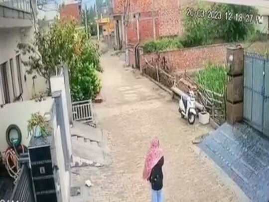 अमृतपाल सिंह को पनाह देने के आऱोप में पुलिस ने एक महिला को किया गिरफ्तार.