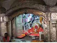 देवास वाली माता: दिन में 3 बार अपना रूप बदलती हैं माता रानी