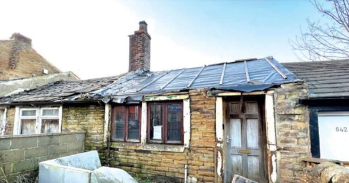 15 लाख में बिक रहा था बंगला, देखने पहुंचा शख्स तो निकला कबाड़! न छत न