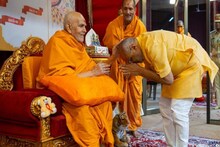 झारखंड के राज्‍यपाल ने महंत स्‍वामी महाराज से मुलाकात कर आशीर्वाद लिया