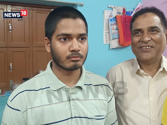 बिहार मैट्रिक की परीक्षा में पहला स्थान पाने वाला शेखपुरा का रोमान अशरफ