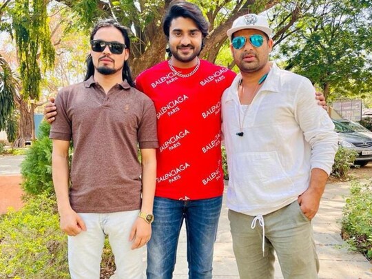भोजपुरी का ऐक्शन हीरो है ये एक्टर, हाथ लगी 4 करोड़ के बड़े बजट की फिल्म