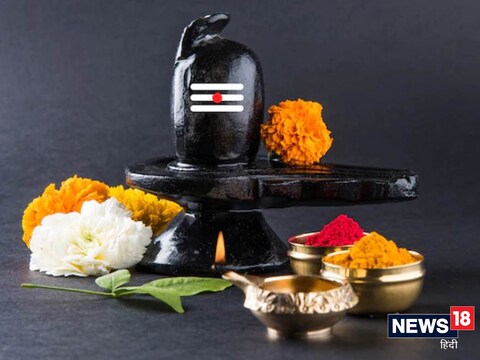 प्रदोष व्रत में शाम के समय शिव पूजा करते हैं.