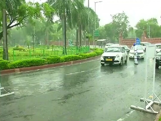 पंजाब, हरियाणा, दिल्ली, यूपी में 30-31 मार्च को आंधी-बारिश और ओले गिरने की उम्मीद. (PHOTO:ANI)