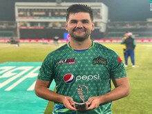 DC को मिला नया दिलेर, बाबर की टीम के छुड़ाए छक्के, PSL में ठोका तूफानी शतक