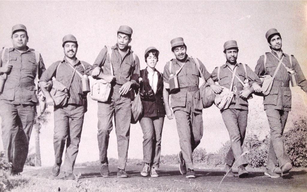 tinu anand, tinu anand hit movies, tinu anand and amitabh bachchan, amitabh bachchan debut movie, amitabh bachchan saat hindustani, how amitabh got saat hindustani, shenshah movie, saat hindustani trivia, amitabh bachchan trivia, bollywoood news hindi, entertainment special