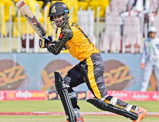 अफगानिस्‍तान के खिलाफ सीरीज में सईम अयूब के बल्‍ले से रन नहीं निकले. (Peshawar Zalmi/Twitter)