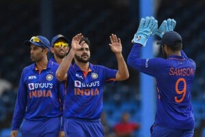 SKY की जगह लेने को तैयार 3 खिलाड़ी, एक तो लगा चुका है 400 छक्के, दूसरा विदेशी धरती पर ठोक चुका है दोहरा शतक