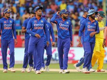 भारतीय बैटर्स के लिए सिरदर्द बने स्टार्क, मार्श ने उड़ाई गेंदबाजों की नींद